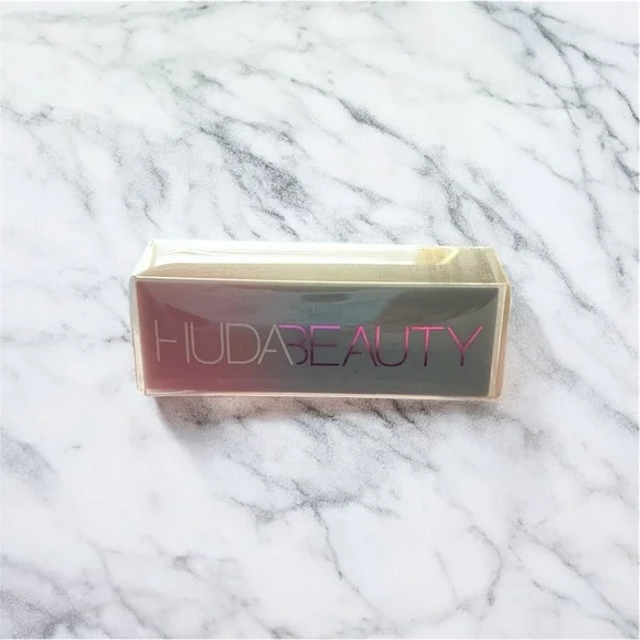 NIB-HUDA BEAUTY Matte Lipstick-Sping Break - Picture 5 of 7